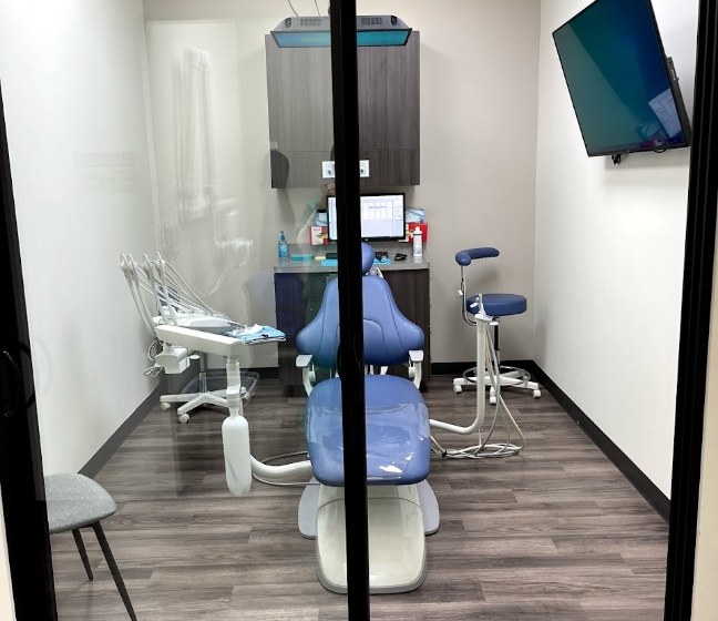 Dental treatment room