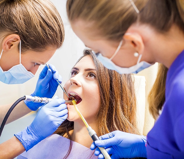 A 3D close-up of tooth-colored fillings in Dallas